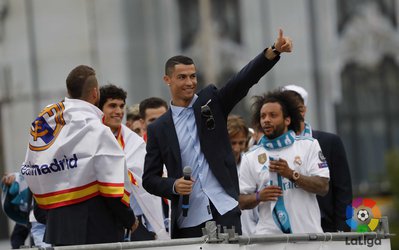 مذاکرات مدیر برنامه های رونالدو با پاری سن ژرمن 