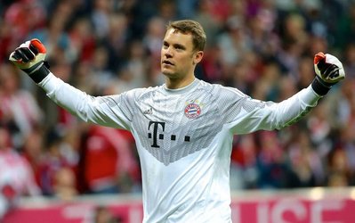 نویر: هرتابرلین اتوبوسش را جلوی دروازه پارک کرده بود