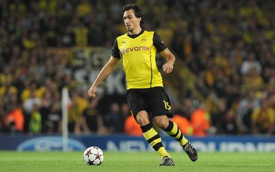 نقل و انتقلات | پشنهاد شیاطین سرخ به هوملس