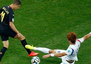 كوین میرِلِس|تقابل كوین میرِلِس، بازیکن تیم ملی بلژیک بازیکن کره.