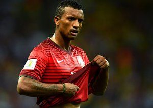 نانی|عکش العمل نانی بازیکن تیم ملی پرتغال در بازی مقابل ایالات متحده آمریکا .