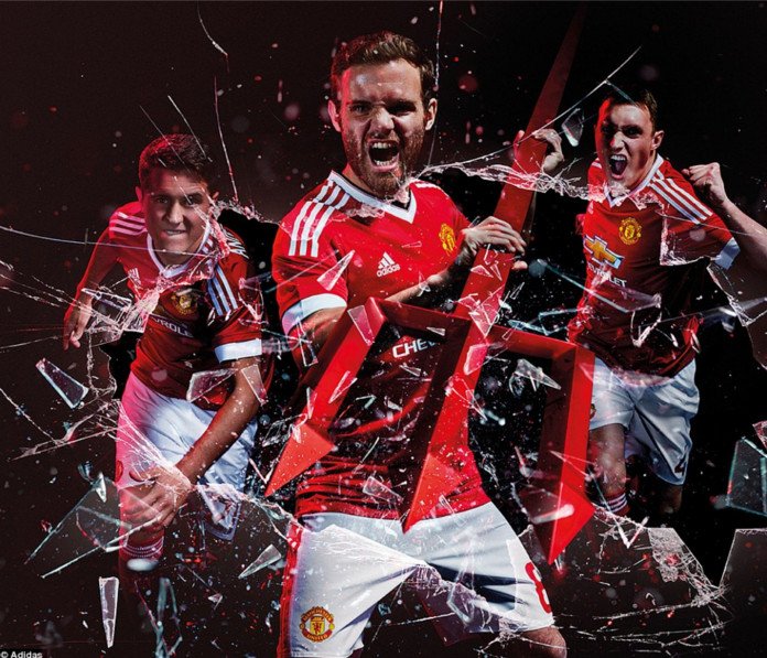 Manchester United - New Kit - 2015-2016- 04 - C.jpg