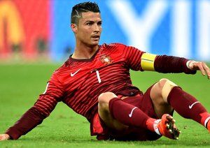 کریستیانو رونالدو|عکس العمل کریس رونالدو در بازی مقایل ایالات متحده آمریکا .