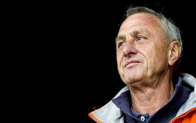 حمایت تمام قد کرایف از فان‌پراگ برای جایگزینی بلاتر