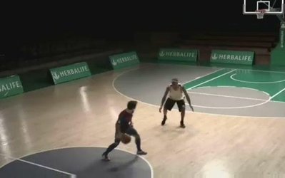 مسی در NBA دست به توپ شد