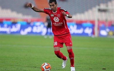 کمیته انضباطی پولادی را بازیکن اعلام کرد