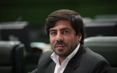 شایعه در حوالی پرسپولیس / نژادفلاح جایگزین سیاسی می‌شود؟