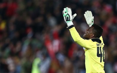 مدیربرنامه نیلسون: جدایی به دلیل پول را تکذیب می‌کنم / این حرف‌ها را ادامه دهند حرف‌هایی که نباید، را می‌گویم/  قرارداد نیلسون یکطرفه فسخ شد