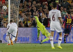 مانوئل نویر - مسی