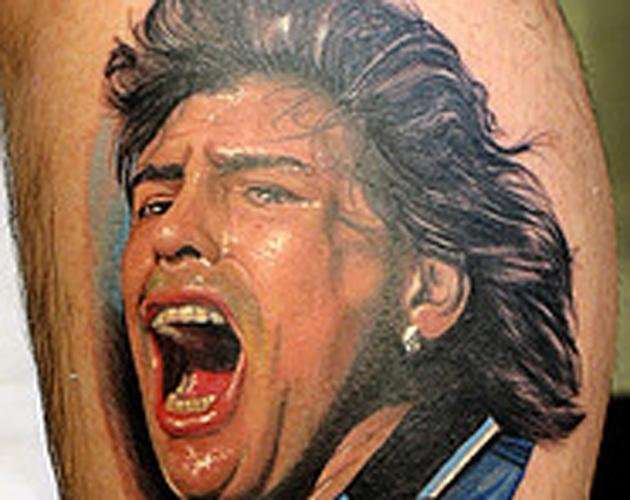 Maradonna Fans.jpg