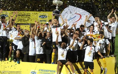 خلیلیان: سپاهان هیچ وقت با کلک قهرمان نشده است / تجهیزات جشن قهرمانی در اصفهان برای دسته سه بود