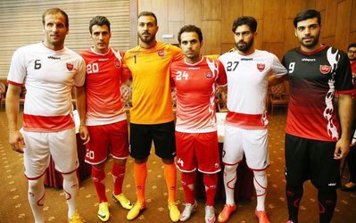 عکس روز | رونمایی از پیراهن جدید پرسپولیس