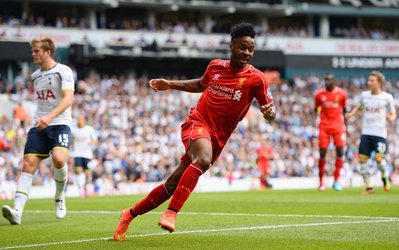 حکایت 2 همبازی سابق در فوتبال جزیره / یکی ستاره و دیگری گارسون شد