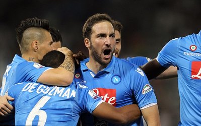 مارادونا: ناپولی ایگواین را می فروشد و باید کین را جایگزین کند