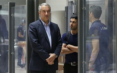 مجمع فدراسیون فوتبال | عکس یادگاری کفاشیان و دوستانش پس از مجمع