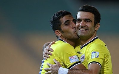 حمدی‌نژاد: با یک اشتباه داور بازی مساوی شد