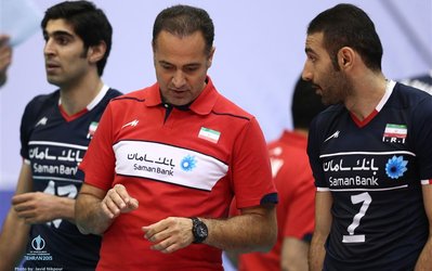 پیمان اکبری: زمان داشتم، ایران را قهرمان آسیا می‌کردم / از كواچ مشاوره گرفتم / به فدراسیون گفته بودم فرد دیگری را سرمربی کند