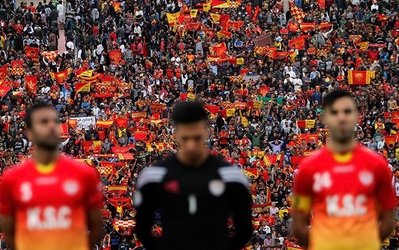 حاشیههای فولاد - پرسپولیس | از شعار علیه پرسپولیس تا حرکتی که به مذاق هواداران فولاد خوش نیامد
