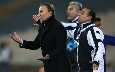 درخشان: پرسپولیس ترسو بازی کرد و باخت / کارشکنی‌ها نقشی در شکست تیم نداشت