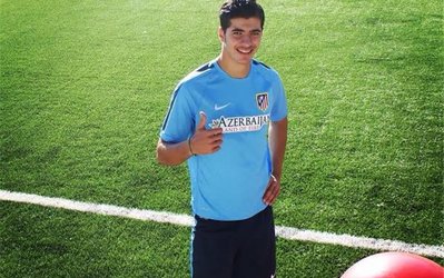 عزت‌اللهی: رویایم کسب توپ طلای جهان است/ می‌توانم ستاره شوم و به تیم ملی کمک کنم