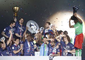 جشن بازیکنان|پاریس سن ژرمن 3 - 2 ریمز / لوشامپیونه