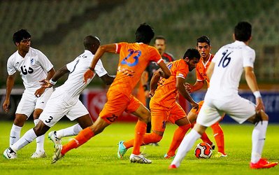 هفته دوم لیگ برتر | سایپا 0 - پیکان 0 / تساوی دو رقیب تجاری