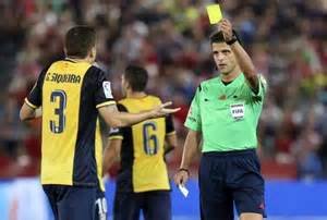 لحظه کارت گرفتن بازیکن اتلتیکو