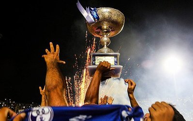 گاف عجیب سازمان لیگ / جام‌های ارسالی به تهران، قم و اهواز یک شکل نبودند