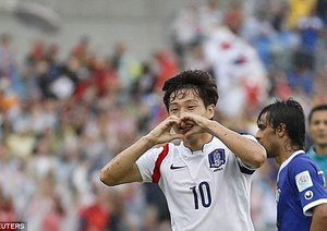 شادی بازیکن کره|کویت 0 - 1 کره جنوبی / جام ملت های آسیا