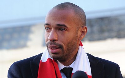 تیری هانری: چلسی می تواند در پایان فصل جاری در سه جام معتبر به قهرمانی برسد