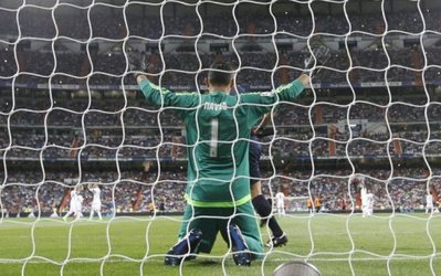 گزارش روز | هواداران رئال نام چه کسی را فریاد زدند؟