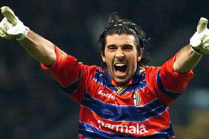 Gianluigi Buffon - Parma #2.jpg