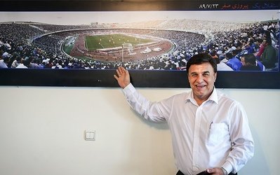 مظلومی: برخی دوستان تمايل ندارند ما تیم خوبی ببنديم / روی هر بازيكنی دست بگذارم به استقلال می‌‎آيد حتي نكونام!