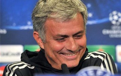 مورینیو: شاید تورس، اتوئو و دمبابا را با هم به میدان بفرستم