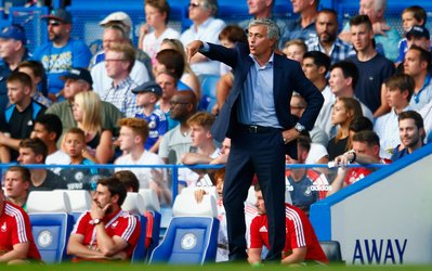 مورینیو این بار به کادر پزشکی تیمش گیر داد!