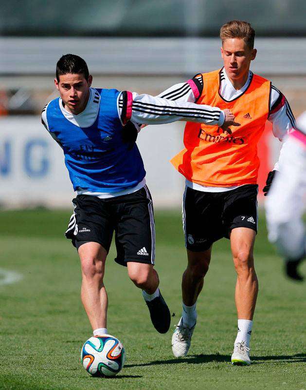 James Rodriguez (Real Madrid Training) (2015.03.25).jpg