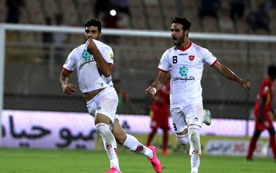طارمی: از دایی ممنونم که من را به پرسپولیس آورد و به من بها داد
