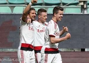 شادی بازیکنان میلان