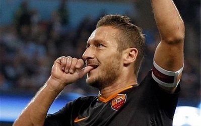 توتی: افتخار می‌کنم مسن‌ترین گلزن لیگ قهرمانان شدم