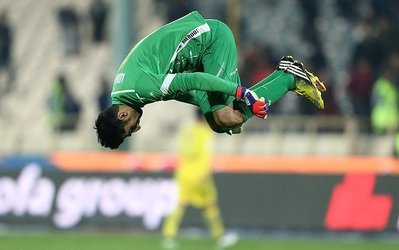 بيرانوند: ناظر بازی از ترس اخراج آندو گفت سپاهان و سایپا 2-2 شد! / همیشه صحنه قهرمانی تیم‌مان را می‌دیدم!/ نمی‌گذاریم قهرمانی جام حذفی به اصفهان برسد