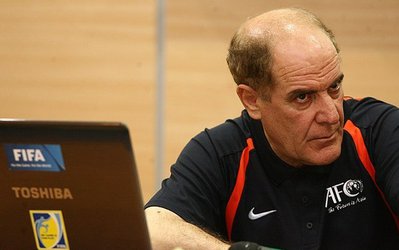 عسگری: امیدوارم فردا روز خوب داور باشد/ ایرماتوف یکی از سه داور برتر دنیا است/ داور ایران دو بار در آفسایدگیری اشتباه داشت