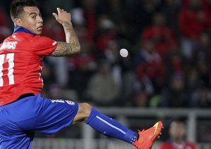 ادواردو وارگاس|ادواردو وارگاس توانست در این بازی برای تیمش شیلی گلزنی کند.