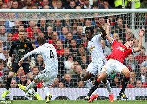 شوت بازیکن سوانزی|منچستر یونایتد 1-2 سوانزی / لیگ جزیره