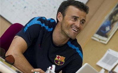 چهارشنبه، مراسم معارفه انریکه به عنوان سرمربی بارسلونا