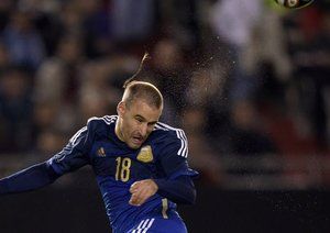 رودریگو سباستین پالاسیو|شوت زیبای رودریگو پالاسیو در بازی مقابل  ترینداد و توباگو.