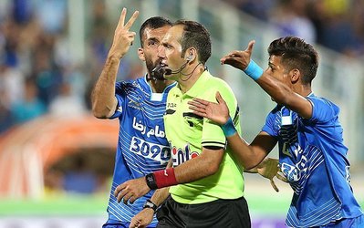 سوت‌های دمیده نشده‌‌‌‌؛ نیم فصلی ناامید کننده برای مردان سیاه‌پوش!