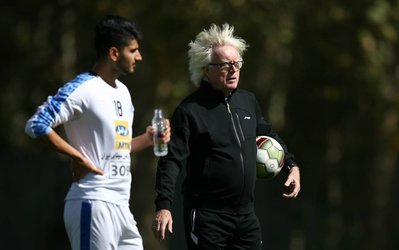 استقلال آماده تغییر سیستم؛ تیم شفر با دو مهاجم بازی می کند