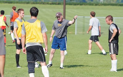 پرونده هفته: اقتصاد مربیگری | و مربیگری آسان نمود اول / درباره کسب مدرک در فوتبال ایران و اروپا