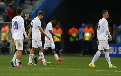 «FourFourTwo» |  سال ۹۳ سال تضادها