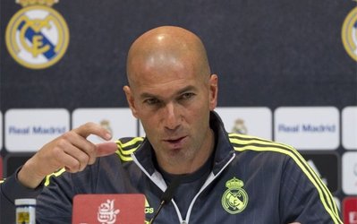 زیدان به جنجال اختلافاتش با خامس پایان داد